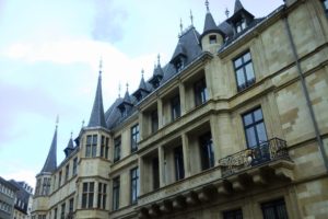 Façade du palais grand-ducal Luxembourg ville.