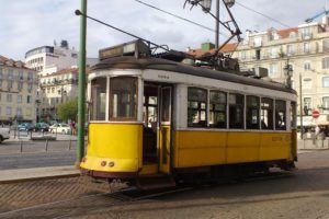 Electricos célèbres tramways jaunes Lisbonne.