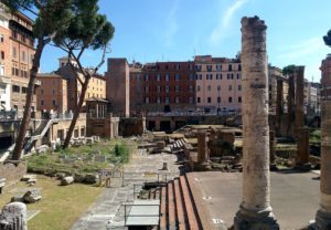 Le largo di Torre Argentina (Largo Argentina) Rome.