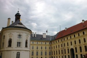 Cour du château Prague.