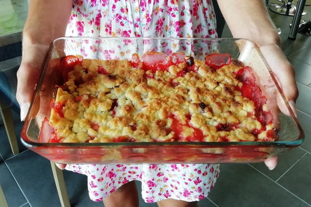 Crumble fraises et rhubarbe