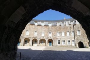 Cour du château comtal de Boulogne-sur-Mer
