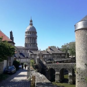 Vue sur le château et la basilique de Boulogne-sur-Mer