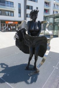 Statue en bronze de Marilyn Monroe à Boulogne-sur-Mer