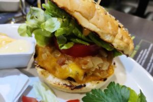 LC burger au domaine des cigognes