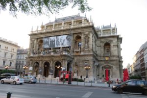 Extérieur de l'opéra de Budapest