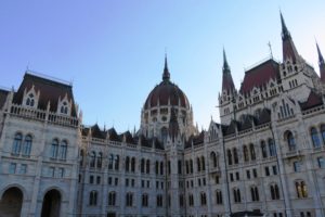 Parlement de Budapest vue de l'arrière