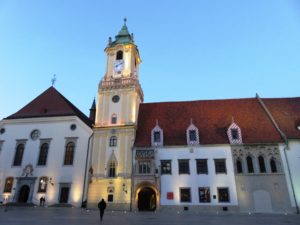 Ancien hôtel de ville de Bratislava et son beffroi