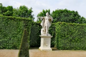 Statue au sein du jardin du Belvédère à Vienne