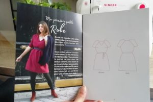 Guide ma première petite robe avec Artesane et Singer