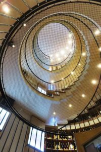 Intérieur du magasin L'Intendant Grands Vins de Bordeaux