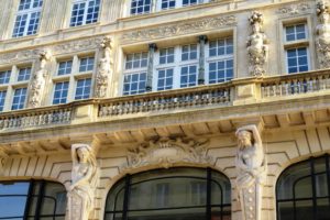 Façade d'un bâtiment à Bordeaux