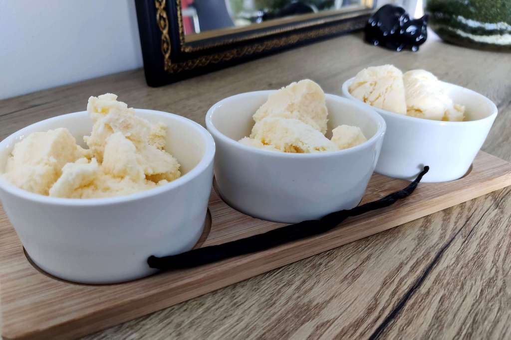 Coupelles de glace à la vanille