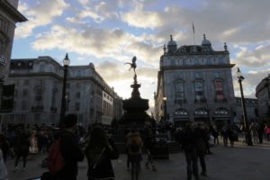 Fontaine sur Picadilly Circus à Londres