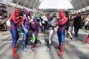 Personnages costumés au London Film & Comic Con