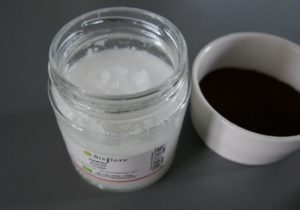 Huile de coco et marc de café