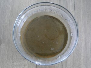 Cendre mélangée à l'eau après 24h de repos