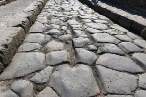 Les rues pavées de Pompéi