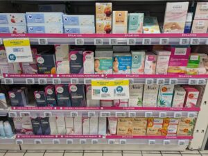 Crèmes épilatoires du commerce