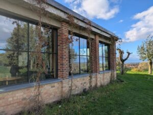 Vue extérieure de l'auberge du Vert Mont