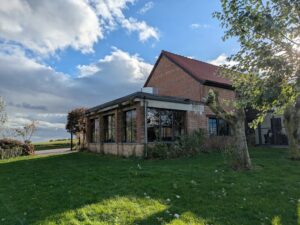 Vue extérieure de l'auberge du Vert Mont