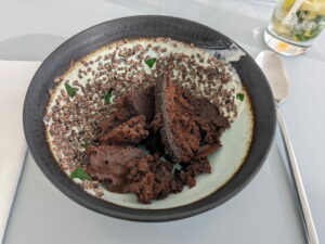 Moelleux au chocolat servi à la cuillère